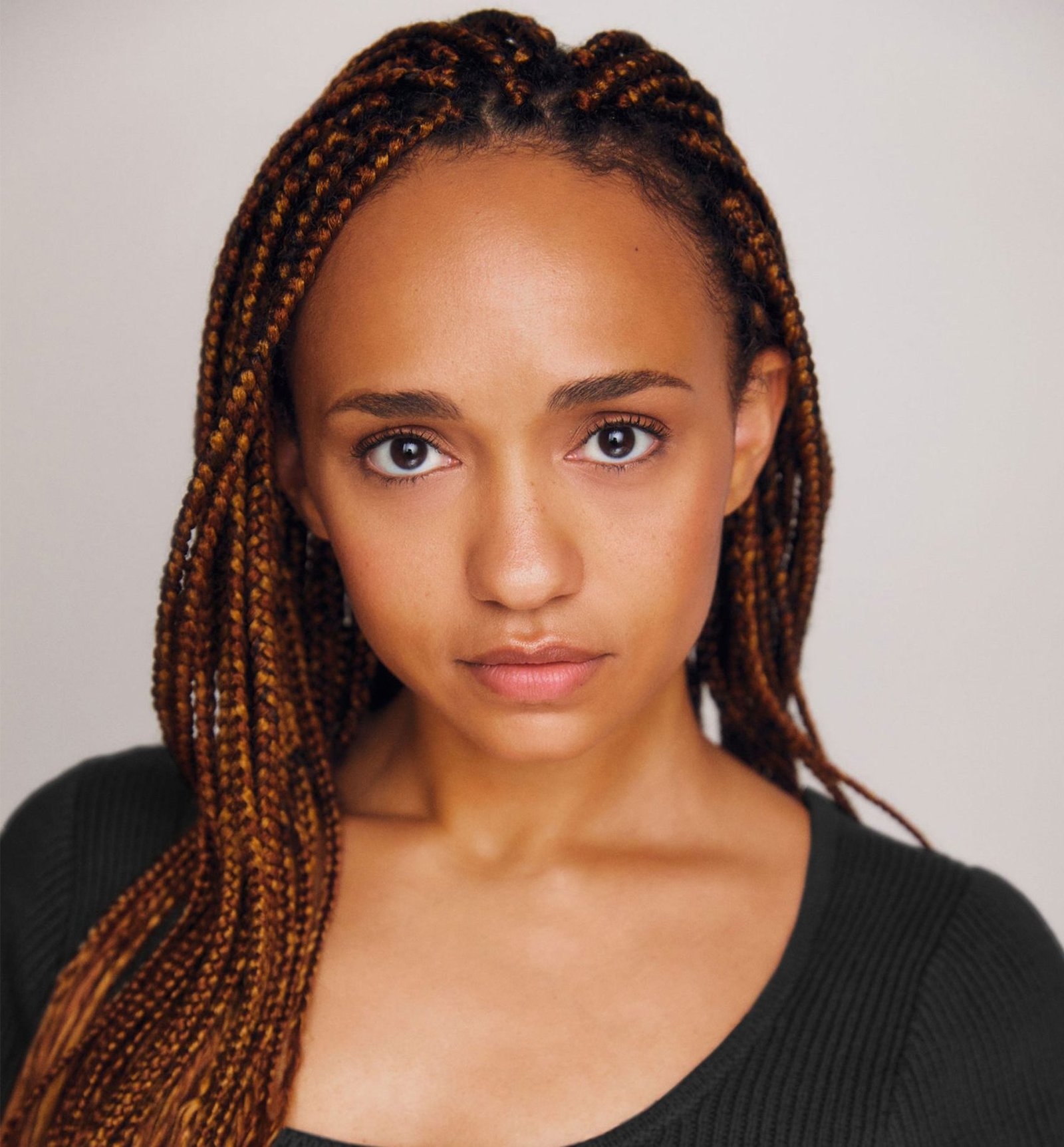 05.23.24 AliaHodge headshot2 scaled e1716491962156