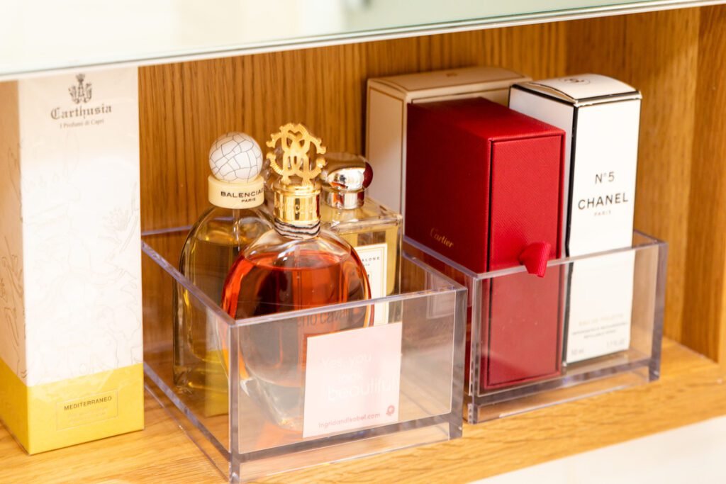 38CF21AF 5F77 40E7 AACA 56C3DE9D23BA 1 105 c